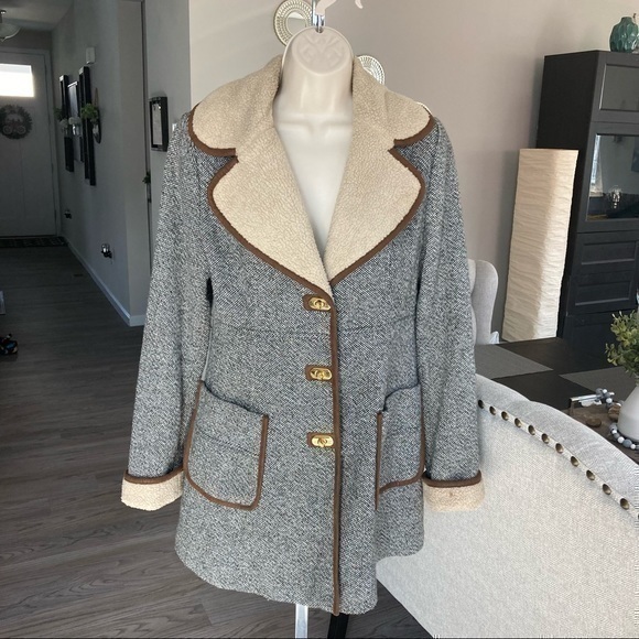 Jackets & Blazers - 💋 Guess Wool tweed shearling teddy coat 🧥